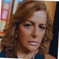 Sylvia Quesada's Instagram, Twitter & Facebook