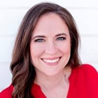 Kara Vogt's Instagram, Twitter & Facebook