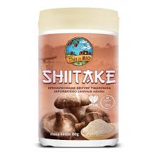 Polakom grzyby shiitake, zwane niekiedy poku, wydają się egzotycznym produktem. Sproszkowane Azjatyckie Grzyby Shiitake This Is Bio