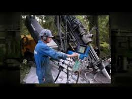Echipa de profesionisti executam puturi de mare adancime. Foraje Puturi Apa Potabila Mare Adancime Foraj Geologic Si Pompe De Caldura Subtraversari Youtube
