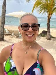 Isabel Schaefer's Instagram, Twitter & Facebook