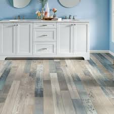 These floor plans are based on a 12' x 12' square bedroom, but they could easily be modified slightly for a larger or smaller bedroom. Flooring Ideas And Inspiration Armstrong Flooring Residential