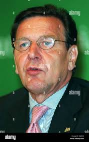 Chancellor gerhard schröder hi-res stock photography and images