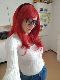 Trying out my nerdy red head look : r/crossdressing