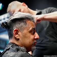 15.06.2021 · 49 min * anders har blitt svindla. Abc News On Twitter Norway S Minister Of Culture Abid Raja Gets His Hair Cut In Oslo As Hairdressers Reopened After Being Closed Down For More Than Six Weeks Due To Covid 19 Https T Co Tnkm23rm4z