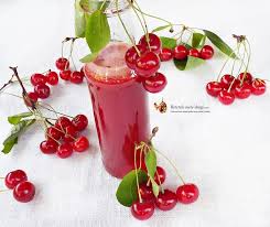 Azi pregatim impreuna reteta de sirop de menta. Sirop De Visine La Rece Fara Fierbere Si Fara Zahar Retetele Mele Dragi