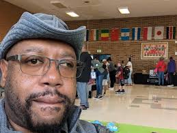 📸 It's our own David Daw at today's @skywayresourcecenter Fair! @mywesthill