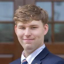 I am thrilled to announce that I will be joining Wells Fargo as a 2026  Investment Banking Summer Analyst. I want to thank everyone that supported  me during recruitment and I am