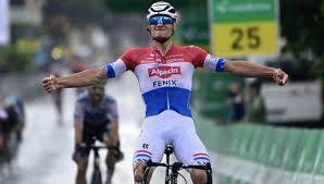Mathieu van der poel is off his bike but nowt to worry about. Van Der Poel Is Back On The Road Racing With A Victory At The Tour De Suisse