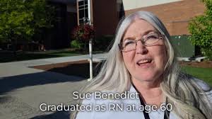 Nursing student graduates from CSI at age 60