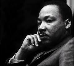 Biografia De Martin Luther King En Ingles What Integrity What Character What Courage Be Inspired Citas De Martin Luther King Martin Luther King Martin Luther