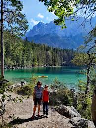 Am badersee gelegen, mit fantastischem blick auf die zugspitze und das waxensteinmassiv. Badersee Grainau See Nixe Wandern In Bayern