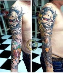 Vị trí hình xăm cá vượt vũ môn khá đa dạng, có thể xăm kín lưng, kín tay hoặc xăm ở bả vai, trước ngực,… Hinh XÄƒm Ca Chep Máº·t Quá»· Ä'áº¹p Tattoo Ca Chep Nam Ná»¯