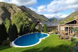 La casa rural lavanda se encuentra en el corazón de el olivar (guadalajara), villa del siglo xvi en medio de la sierra alcarreña, a menos de 100 km de. Hoteles Para Esquiar En El Pirineo Catalan Nomolesten Com