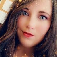 10+ "Danielle Percival" profiles