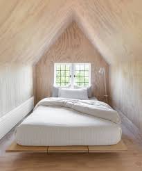 You can also choose from versatile ivory, bisque and tan options that will fit right in with your existing pieces. 75 Beautiful Light Wood Floor Bedroom Pictures Ideas June 2021 Houzz