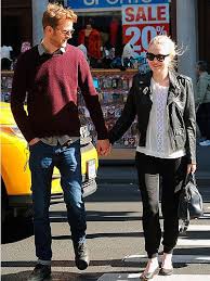 Dakota fanning totes her white celine bag and keeps her head down as she strolls through the beverly hills neighborhood on saturday (june 16) in california. Dakota Fanning Shows Off Her Fit Boyfriend Dakota Fanning Pictures