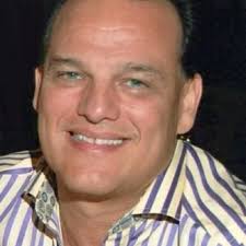 Leslie Craft's Instagram, Twitter & Facebook