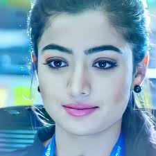 She has a tattoo on her wrist that reads irreplaceable. Rashmika Mandanna Geeta Govinda Heroine Name