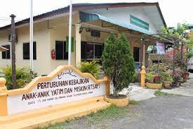 Hadits tentang anak yatim lengkap arab dan artinya juga apa saja keutamaan dalam memelihara anak yatim dan cara agar kita bisa mendapatkan keutamaannya. Lawatan Ke Rumah Anak Yatim Di Klang Azie Kitchen