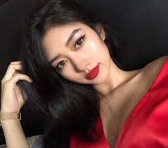 Aesthetically Pleasing Asian Girls