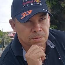 SucesosCri Luis Alberto Mathews alías "Bimbo", fue asesinado luego de una  persecución por parte sujetos a bordo de otro vehículo que iban disparando.  Según se informa, lo interceptaron en la vía que