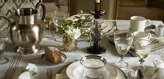 Dalla scelta dei cuscini d'arredo dipende il risultato finale dell'arredo di interni poiché uno spazio senza queste decorazioni potrebbe apparire freddo i cuscini decorativi hanno lo scopo di abbellire e rende lo spazio più caldo. Genuino Zara Home Cuscini Zara Home Decoracion Del Hogar Tiendas
