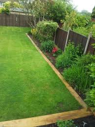 28 Stunning Vegetable Backyard For Garden Ideas That You Must Can Do It Vegetablebackyarideas Bac Garden Landscaping Diy Wooden Garden Edging Backyard Garden