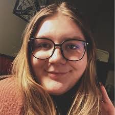 Madison Lynch's Instagram, Twitter & Facebook