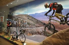 Bike Shop Window Display Bike Shop Retail Design Trendy Bike