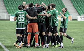 Bu linki tıklayarak izleyebilirsiniz… maçı canlı i̇zle butonuna tıklayarak açılan sayfada oynanacak maç saatinde canlı yayın açılacaktır. Kocaelispor Sakaryaspor Maci Canli Izle Hangi Kanalda Saat Kacta Sifresiz Mi
