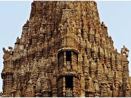 In The Magical Land of Lord Krishna: Dwarkadhish Temple in Dwarka ...