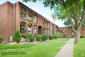 Virtually tour a variety of one bedroom apartments to figure out which layout aligns with your living needs. Apartments For Rent In West Saint Paul Mn Forrent Com