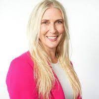 Kenesha Lee's Instagram, Twitter & Facebook