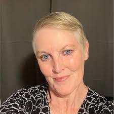 Carrie Menchaca's Instagram, Twitter & Facebook