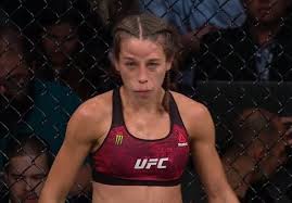 Your head is so big that you don't need to go to the cinema, you already dream in wide screen. Joanna Jedrzejczyk Has Nasty Head Lump After Being Hit In Forehead