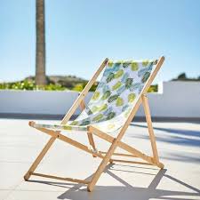 Inspirations Balcon Terrasse Jardin Chilienne En Bois Imprime Feuilles Collection Jardin Gifi Outdoor Chairs Folding Chair Outdoor Furniture