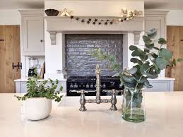 Similar to frosty carrina, caesarstone london grey offers a pale grey surface with dark grey veins. 20mm London Grey Caesarstone Chester Cheshire North Wales North West Uk