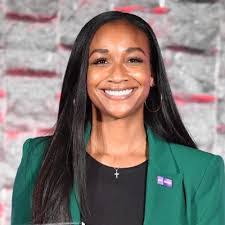 Alexia Henderson's Instagram, Twitter & Facebook