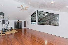 Steel and other metal constructions have a lot of benefits which make more and more people use them for living purposes. Metal Building With Living Quarters In Guthrie Oklahoma
