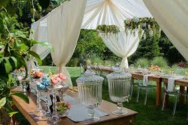 How to Plan a Fabulous Summer Outdoor Party - Stuart Event Rentals