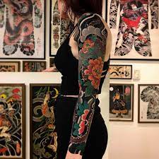 Ageless Classic Of Japanese Traditional Tattoo By Ian Det Traditional Tattoo Sleeve Japanese Sleeve Tattoos Traditional Tattoo