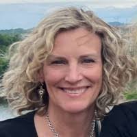 Roxanne Flanagan's Instagram, Twitter & Facebook