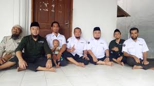 Adapun tanda terkena gangguan 'ain, syaikh 'abdul 'aziz. Ciri Orang Dan Rumah Yang Perlu Dirukiah Dari Gangguan Jin Kumparan Com