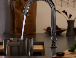 this smart kitchen sink faucet will