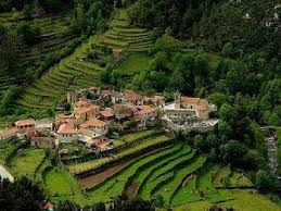 Arcos de valdevez is a municipality along the northern frontier of portugal and galicia (spain). Pin Em Portugal