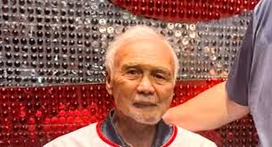 Name the former Southern Miss baseball player who managed an MLB team?