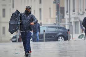 Emergencias 112 comunidad de madrid pide extremar la precaución ante las fuertes rachas de viento que. La Meteorologia Preve Precipitaciones Sobre La Capital Madrilena Soyde