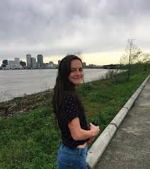 Zoe had romantic feelings for will halstead , but their attempts to date never materialized due to his preoccupation with natalie manning. Dulu Jadi Meme Disaster Girl Ini 10 Potret Zoe Roth Sekarang