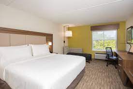 This hotel is 5.7 mi (9.2 km) from university of massachusetts lowell and 12.1 mi (19.5 km) from burlington mall. Holiday Inn Express Chelmsford Bewertungen Fotos Preisvergleich Ma Tripadvisor